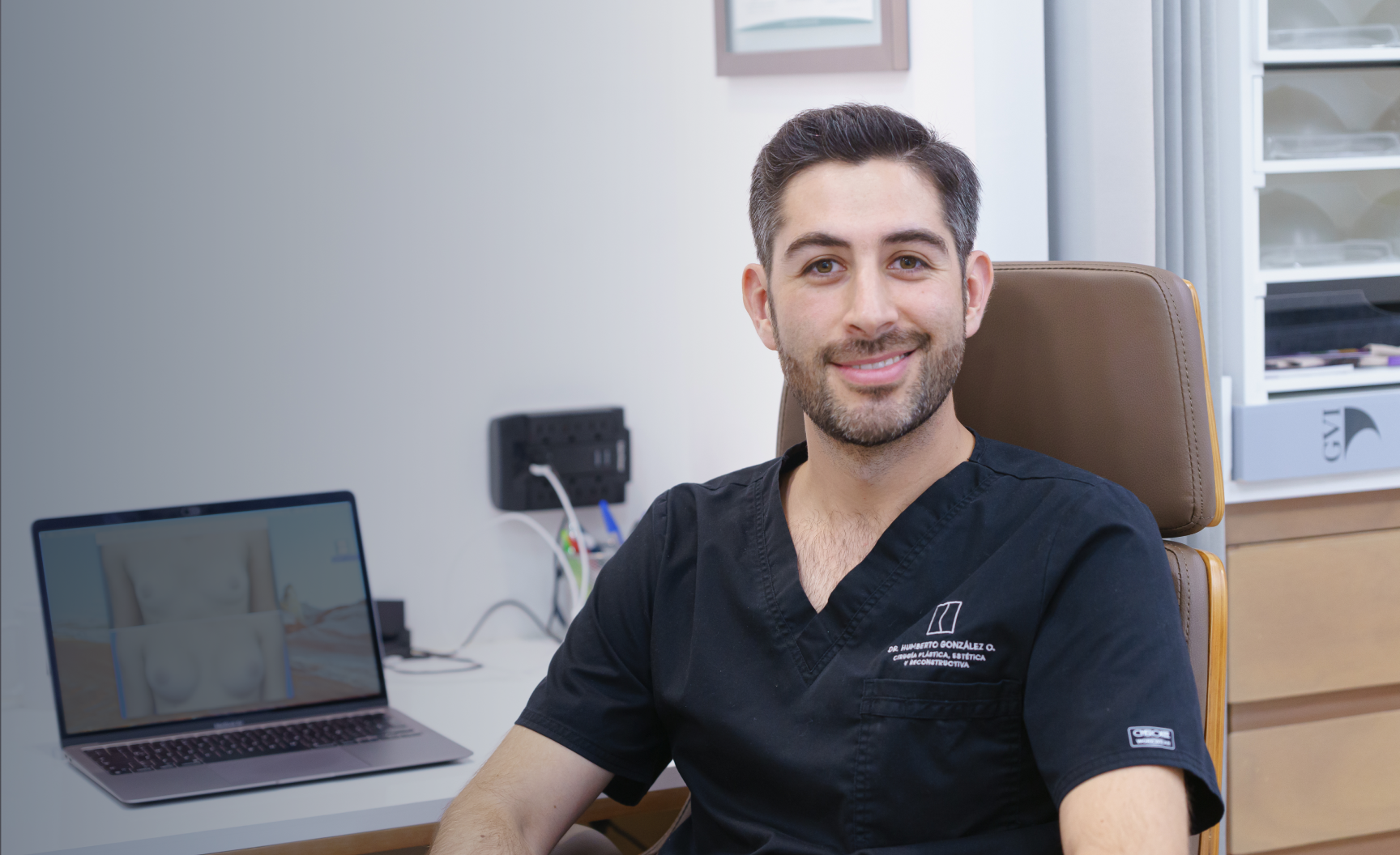 Dr. Humberto González O.